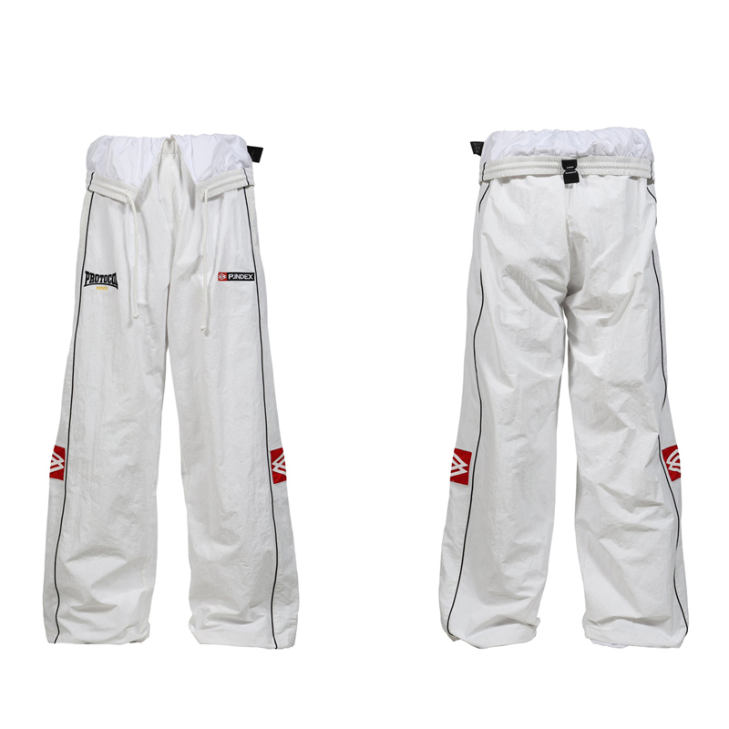 Nuovi Pantaloni Sportivi PROTO - Streetwear High End Brand recensione e prezzo