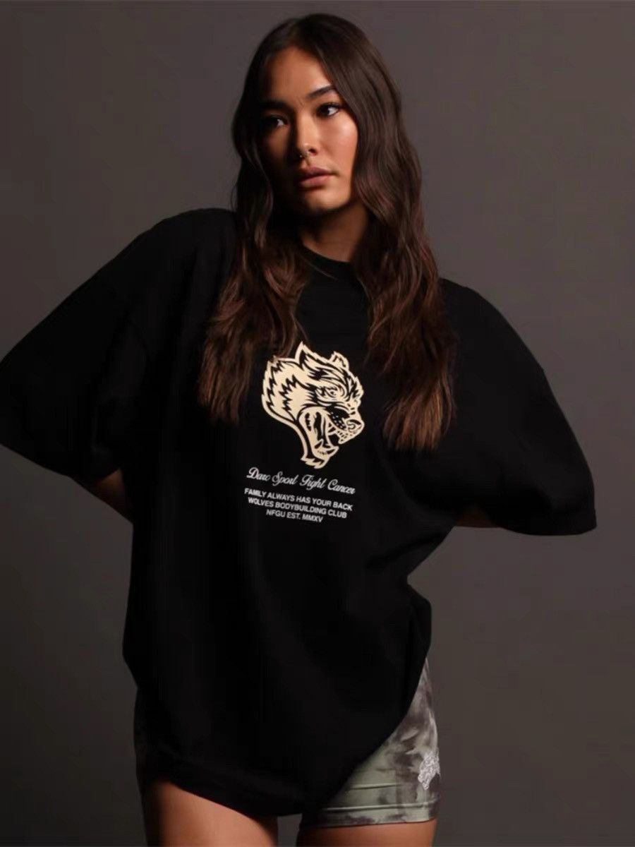 T-Shirt Bianca Classica con Te - Streetwear Gym Brand recensione e prezzo