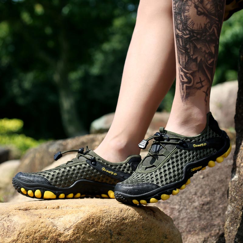 Trekking mountain scarpe sport - Off White Streetwear Brand recensione e prezzo