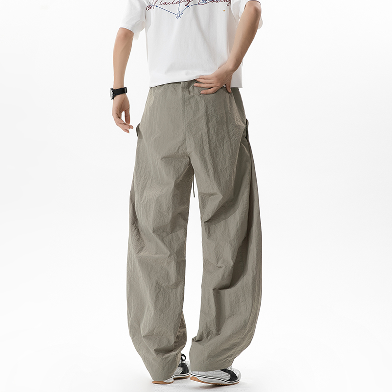 Pantaloni Jogger in Seta Ghiac - Streetwear Brand Joggers recensione e prezzo