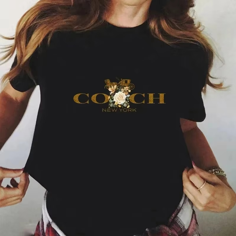 T-shirt di Lusso con Logo Clas - Streetwear Brand With Flowers recensione e prezzo