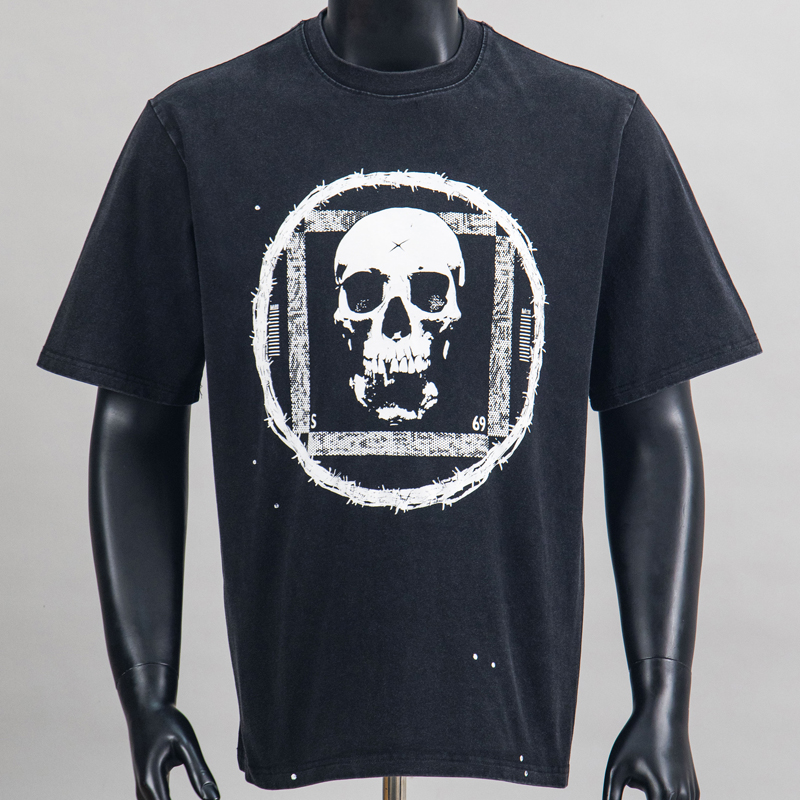 T-shirt Saint in Stile America - Quality Streetwear Brand recensione e prezzo
