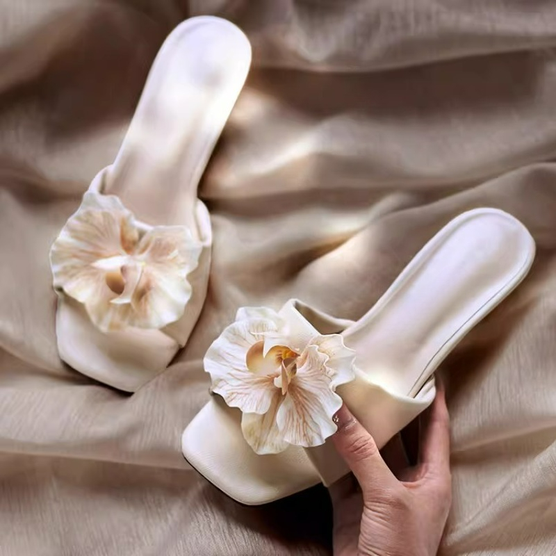 Sandali Donna di Marca 2026 Nu - Streetwear Brand With Flowers recensione e prezzo