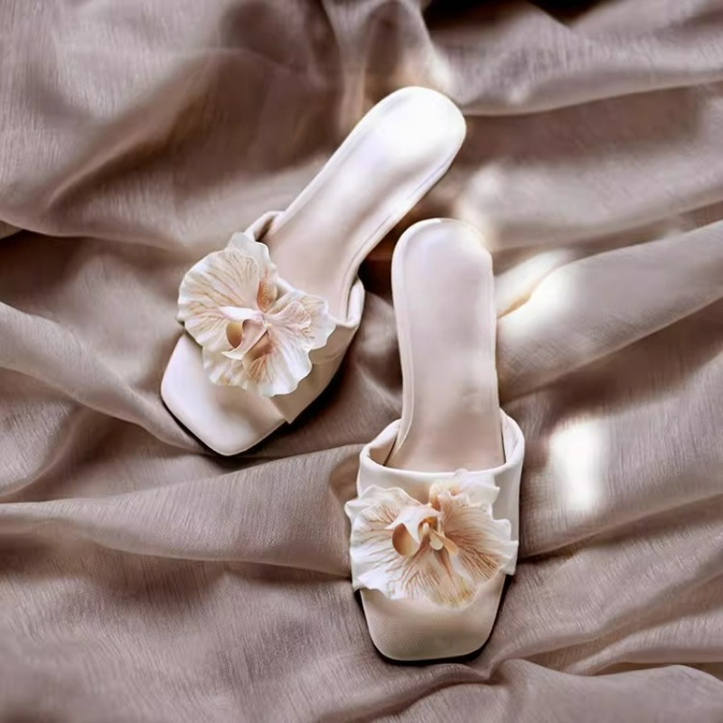 Sandali Donna di Marca 2026 Nu - Streetwear Brand With Flowers recensione e prezzo
