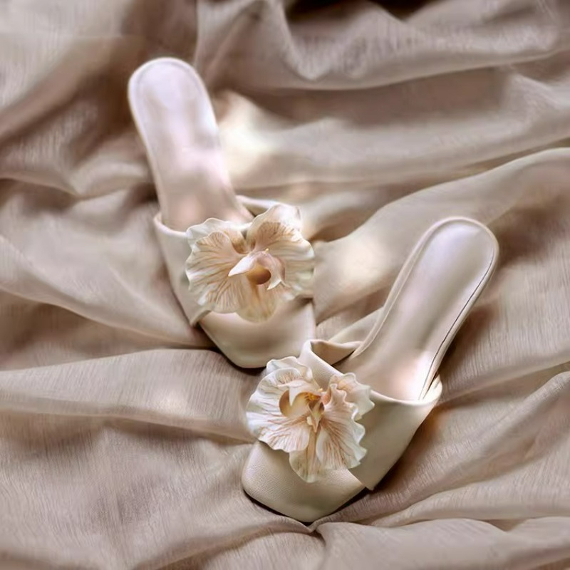 Sandali Donna di Marca 2026 Nu - Streetwear Brand With Flowers recensione e prezzo